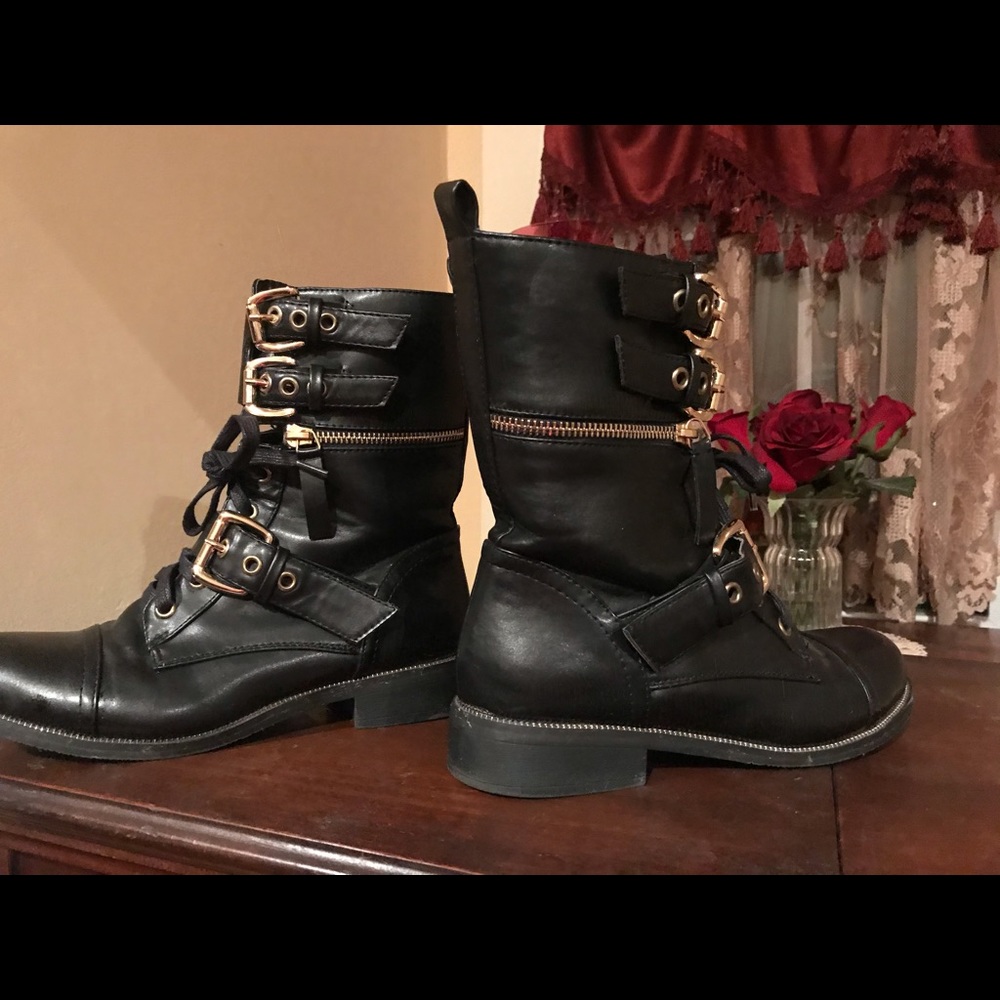 Black Combat like boots